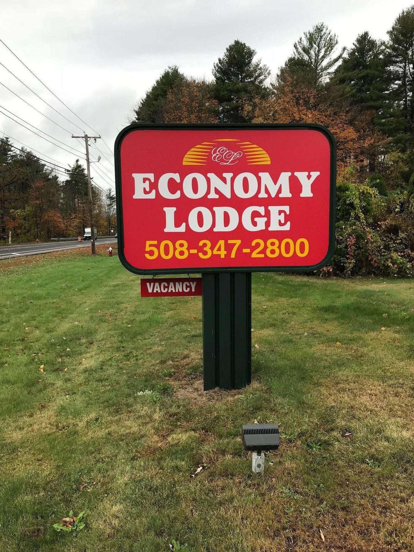 Economy Lodge 682 Main St Sturbridge Exterior foto